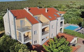 Villa Tade